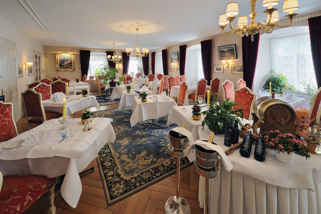 Hotel Croix D'Or Et Poste - Historisches Hotel Мюнстер Экстерьер фото